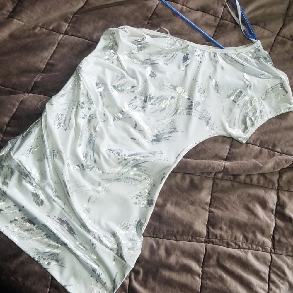 One shoulder party top